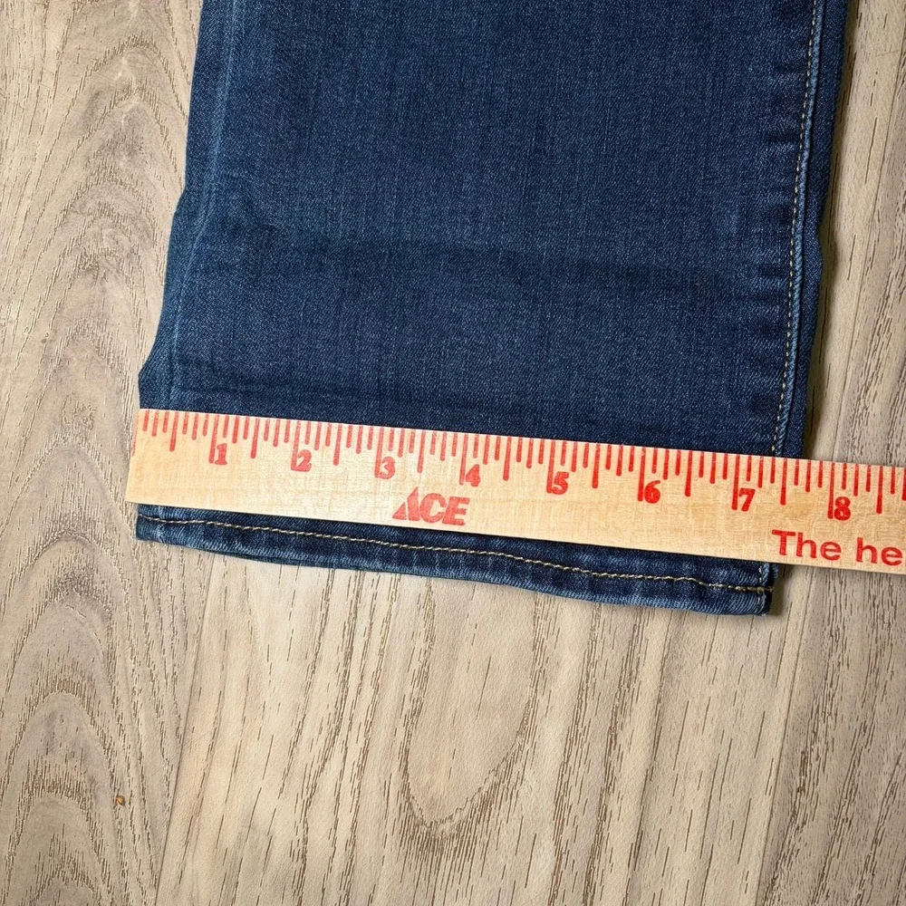Rock & Republic Kendall Women Size‎ 14 Blue Jeans Stretchy Mid Rise Straight Leg